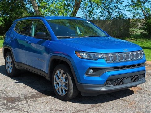 Used 2022 Jeep Compass Latitude image 7
