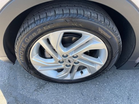 Used 2023 Chevrolet Bolt LT w/ Driver Confidence Package image 33