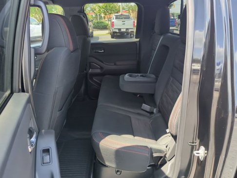 Used 2022 Nissan Frontier PRO-4X w/ Technology Package image 30