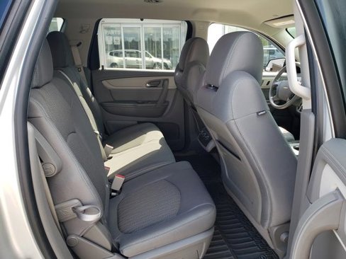Used 2017 Chevrolet Traverse LS image 19
