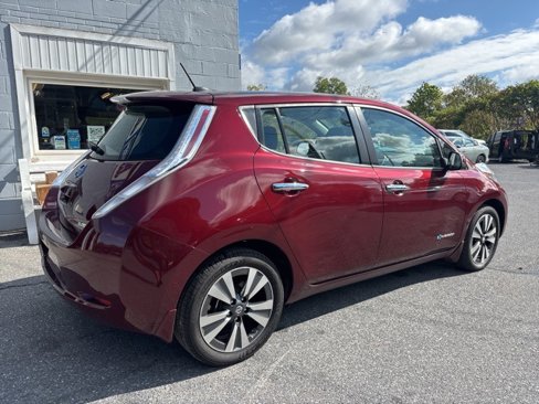 Used 2017 Nissan Leaf SV image 6