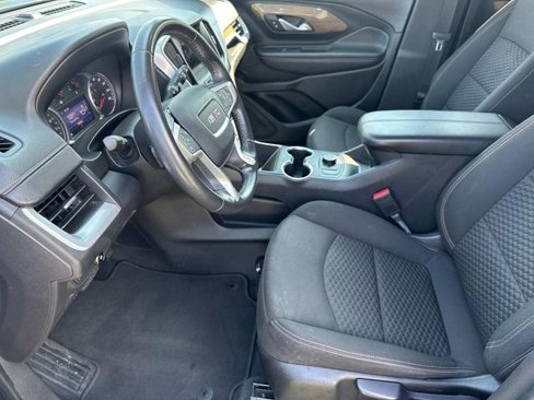 Used 2021 GMC Terrain SLE image 17