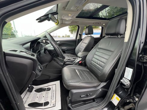 Used 2015 Ford Escape Titanium image 18