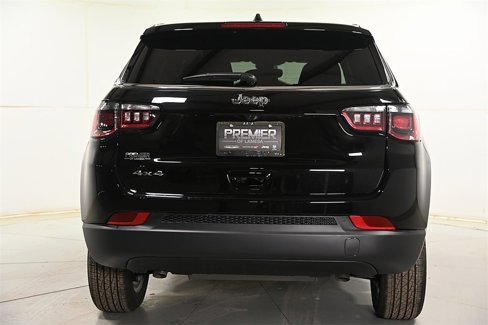 New 2025 Jeep Compass Sport image 7