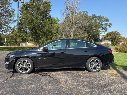 Used 2023 Chevrolet Malibu LT image 3