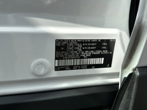 Used 2024 Toyota RAV4 XLE image 33