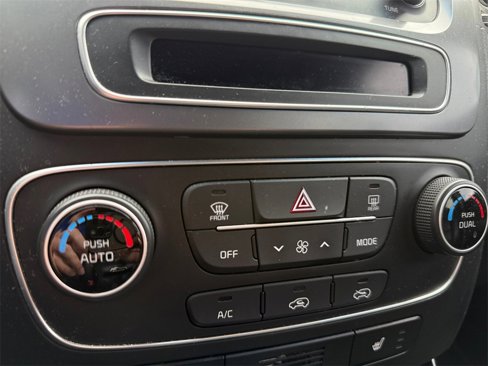 Used 2014 Kia Sorento EX image 16