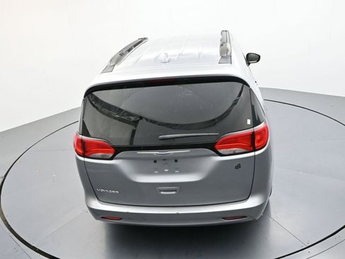 Used 2020 Chrysler Voyager Lxi image 31
