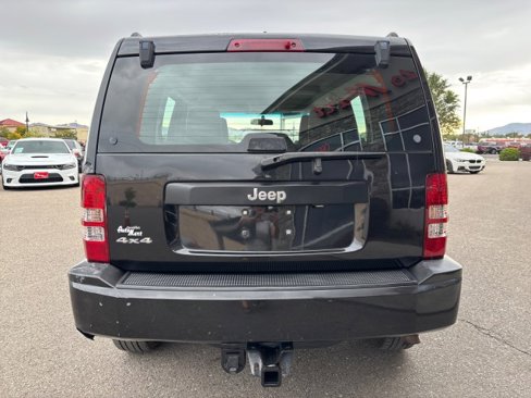 Used 2009 Jeep Liberty Sport image 3