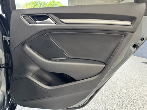Used 2016 Audi A3 2.0T Premium image 28