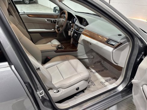 Used 2012 Mercedes-Benz E 350 Sedan image 49
