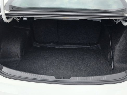 Used 2023 Chevrolet Malibu LT image 23