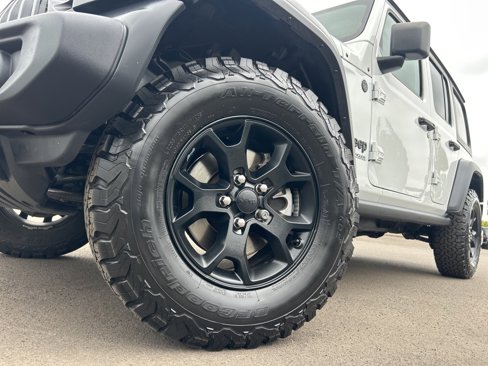 Certified 2020 Jeep Wrangler Unlimited Sport image 3