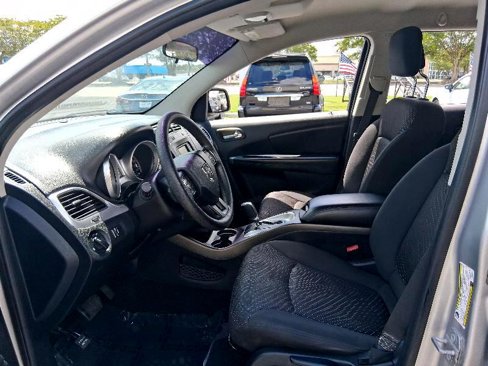 Used 2014 Dodge Journey SE image 24