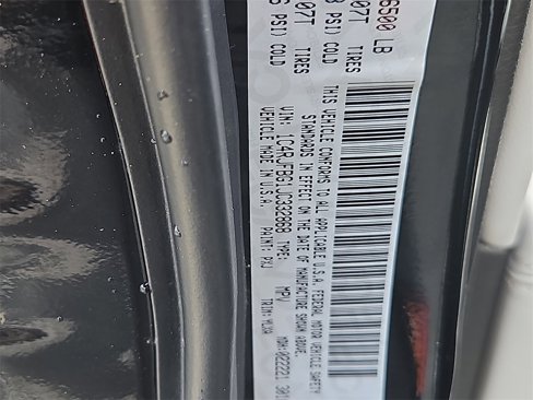 Used 2018 Jeep Grand Cherokee Limited image 15