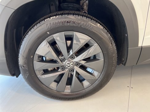 Used 2022 Volkswagen Taos S image 39