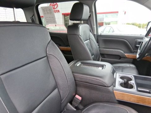 Used 2017 Chevrolet Silverado 1500 LTZ w/ Texas Edition image 13