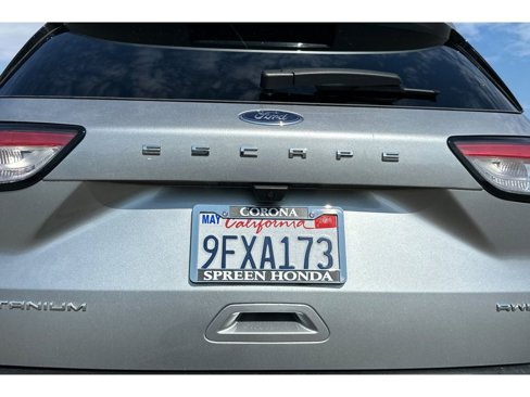 Used 2021 Ford Escape Titanium image 14