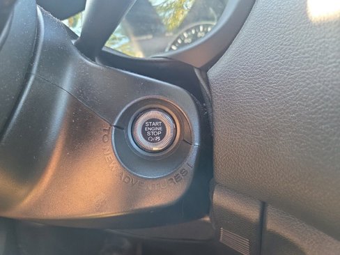 Used 2023 Jeep Renegade Altitude image 28