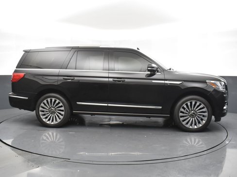Used 2020 Lincoln Navigator Reserve w/ Luxury Package image 4