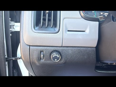 Used 2020 Chevrolet Colorado W/T image 15
