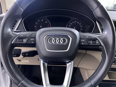 Used 2019 Audi Q5 2.0T Premium w/ Convenience Package image 14
