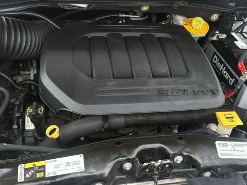 Used 2020 Dodge Grand Caravan SXT image 25