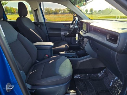 Used 2022 Ford Maverick XL image 6