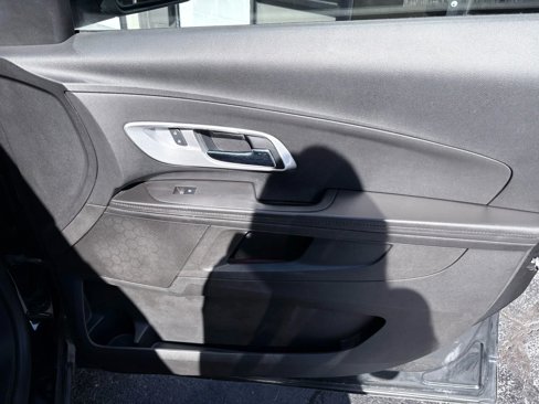 Used 2015 Chevrolet Equinox LS image 20
