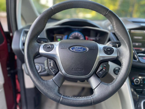 Used 2013 Ford C-MAX SEL image 24