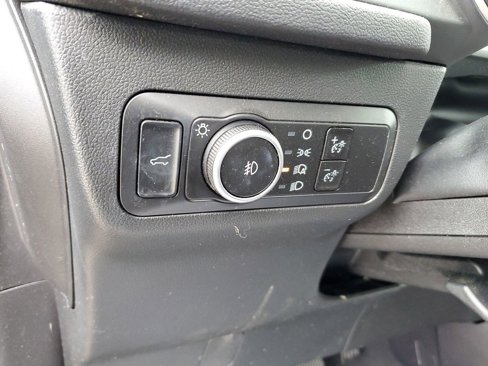 Used 2022 Ford Escape SEL image 19