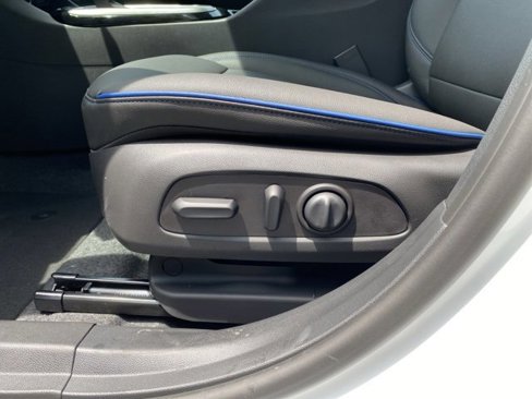 New 2025 Buick Envista Sport Touring w/ Convenience I Package image 11