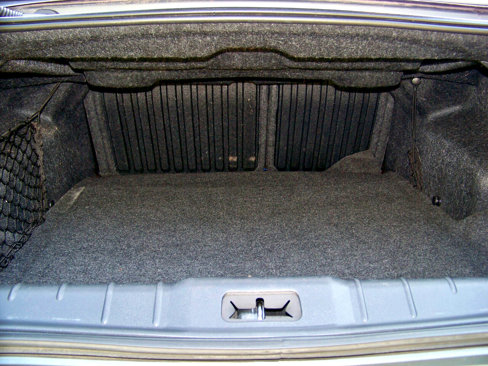Used 2009 Chevrolet Malibu LTZ image 11