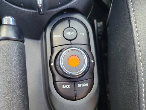 Used 2015 MINI Cooper S image 20