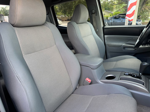 Used 2011 Toyota Tacoma PreRunner image 17