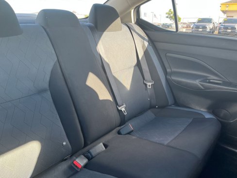 Used 2023 Nissan Versa SV image 35