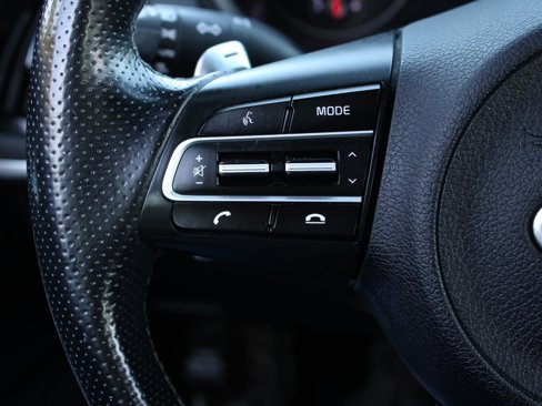 Used 2020 Kia Stinger GT-Line image 26