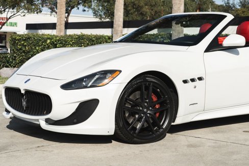 Used 2017 Maserati GranTurismo Sport image 3