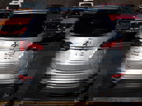 Used 2018 Hyundai Santa Fe Sport image 3
