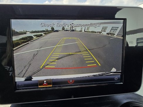 Used 2019 Mercedes-Benz GLC 300 4MATIC image 35