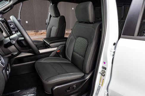 Used 2025 RAM 1500 Big Horn image 31