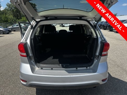 Used 2013 Dodge Journey SXT w/ Flexible Seating Group image 15