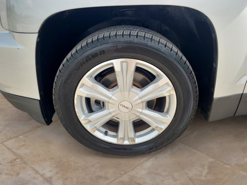 Used 2017 GMC Terrain SLE w/ Driver Alert Package I image 28