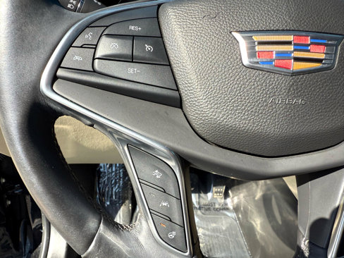 Used 2017 Cadillac XT5 Luxury w/ Driver Awareness Package image 26