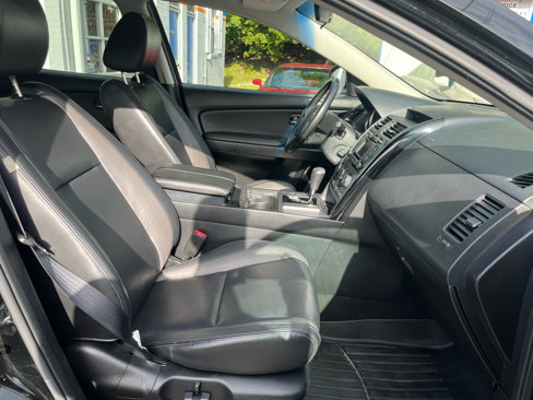 Used 2011 MAZDA CX-9 Touring w/ Moonroof & Bose Audio Pkg image 17