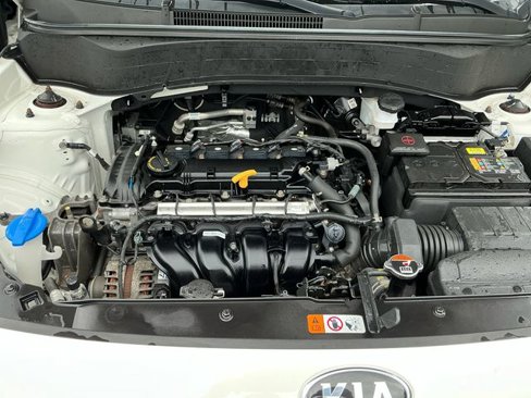 Used 2021 Kia Seltos LX image 17