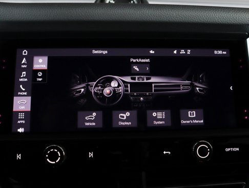 Certified 2023 Porsche Macan image 23