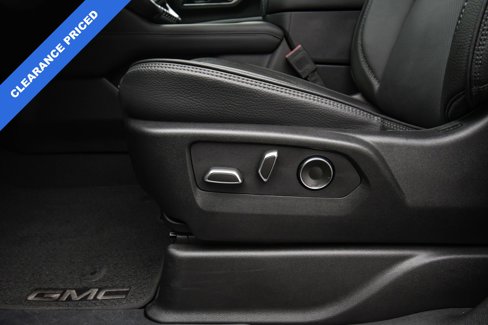Used 2025 GMC Yukon Denali image 47