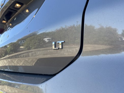 Used 2019 Chevrolet Equinox LT image 12