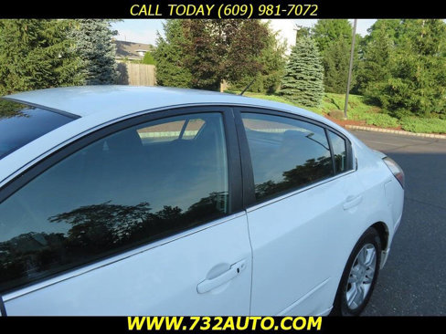Used 2010 Nissan Altima Hybrid Sedan image 28